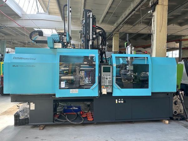 Demag Ergotech Multi 1100-310H/80V / Linia produkcyjna z robotem Wittmann-Demag W721 / Bardzo dobry stan techniczny