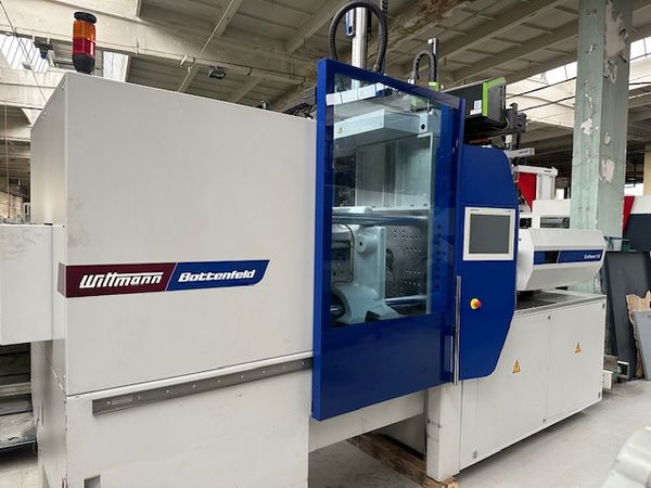 Wittmann Battenfeld Eco Power 110/350 / Maszyna elektryczna / Linia produkcyjna z robotem Wittmann W818